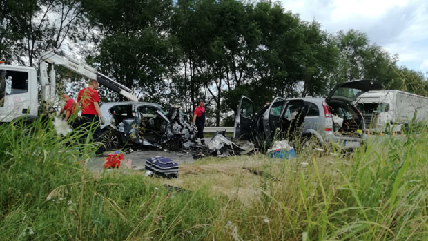 Три жене погинуле због мобилног, настрадале сестре се враћале са мора? (ФОТО)